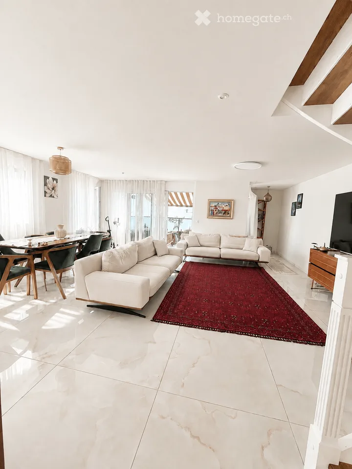Exclusive furnished 5.5-room maisonette on the 3rd + 4th floor (attic) with 23 m² terrace