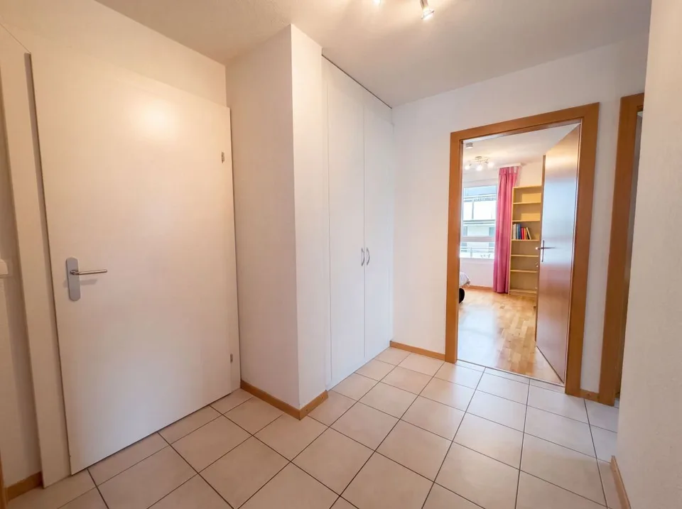 Appartement à vendre à Lausanne - 3 pièces 75 m² avec 2 salles d'eau, un grand balcon et un parking intérieure