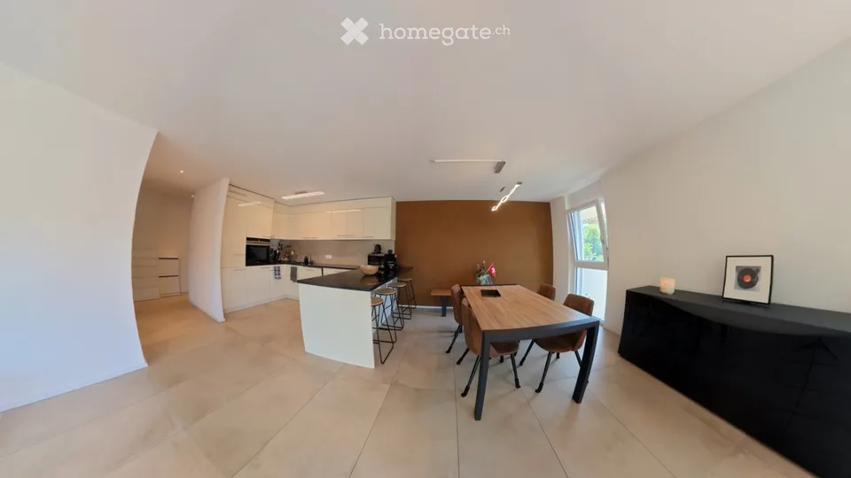 Large bright apartment with 4.5 rooms, 116m2, garden in Boudry