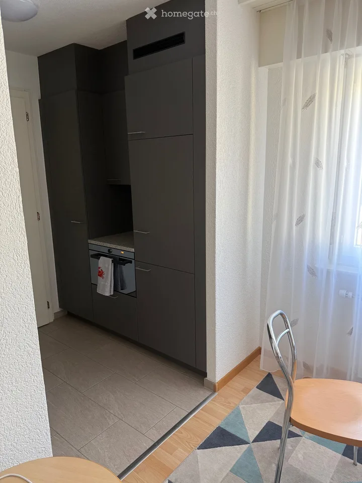 Super studio meublé à Sierre