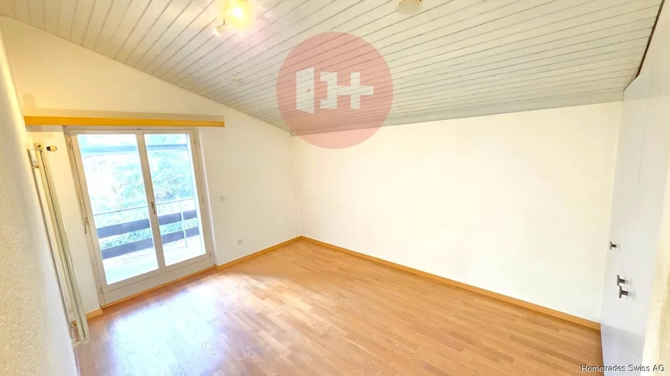 MAISON FAMILIALE SPACIEUSE AVEC ENVIRONS!! – photo 3 sur 7