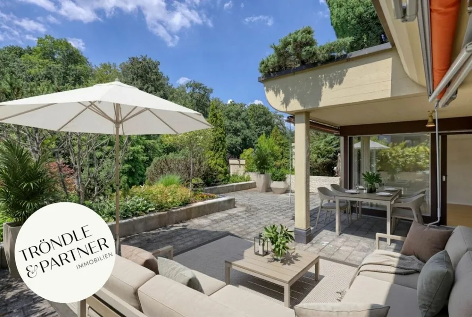 4.5-Zimmer-Terrassenhaus im Grünen mit Renovationspotential