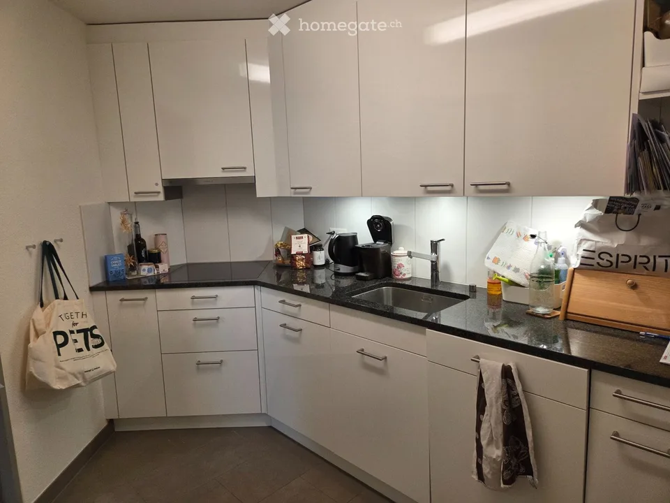 Tenant sought for 3.5 room apartment (3rd floor) in Arth