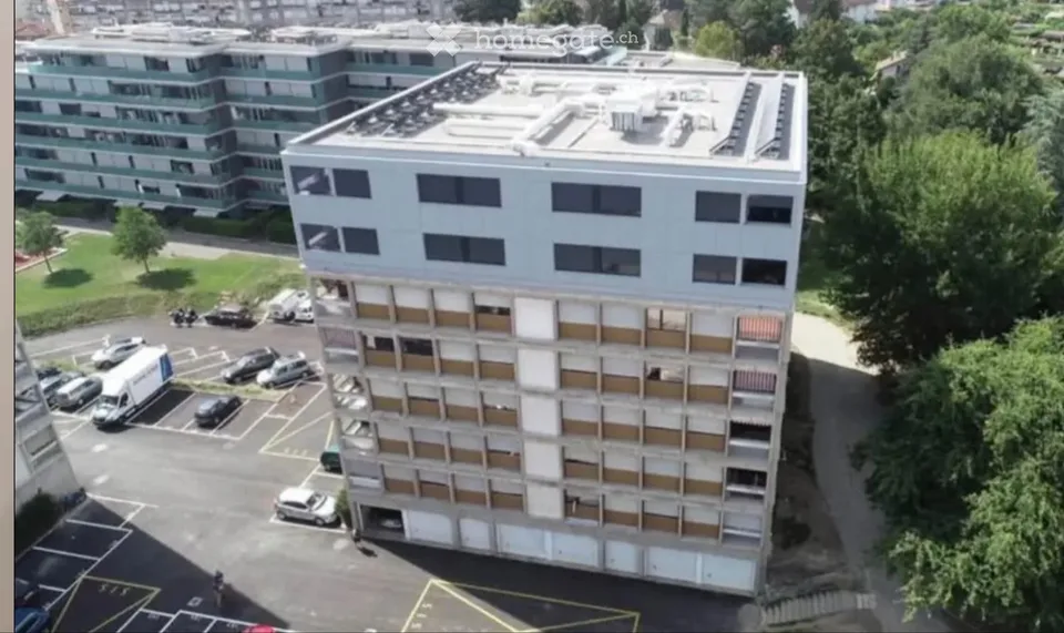 Ripreso il contratto di affitto di 3 camere, 6° piano a Châtelaine