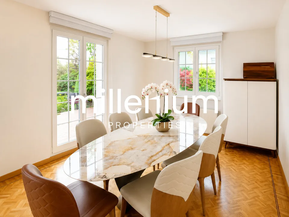 Villa indipendente con piscina vicino all'ONU