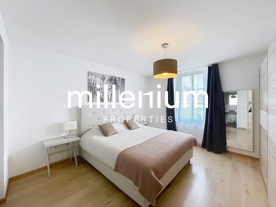 Prachtvolle Villa mit Garten, nur zwei Schritte vom See entfernt