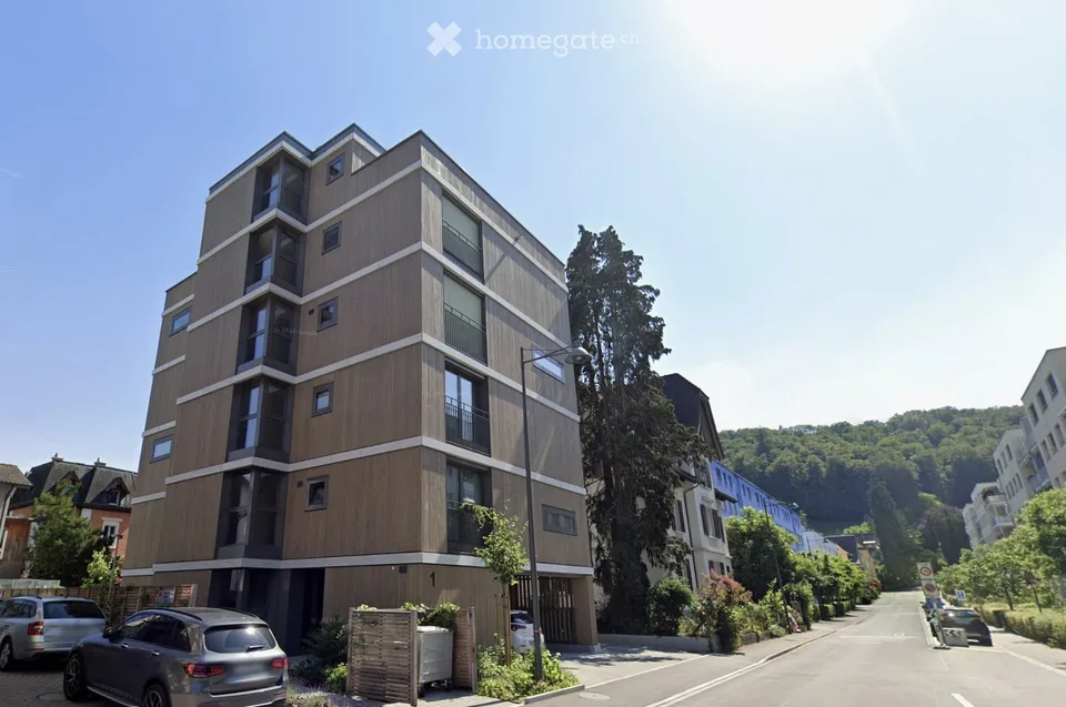 Moderne Wohnung mit Balkon in Baden – ab sofort verfügbar!