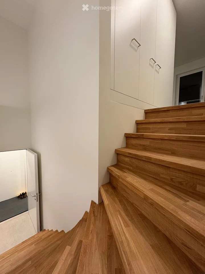 Appartement-maisonnette moderne de 2,5 pièces dans un immeuble neuf à Erlinsbach SO
