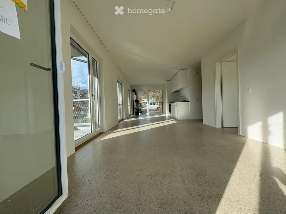 Appartement-maisonnette moderne de 2,5 pièces dans un immeuble neuf à Erlinsbach SO