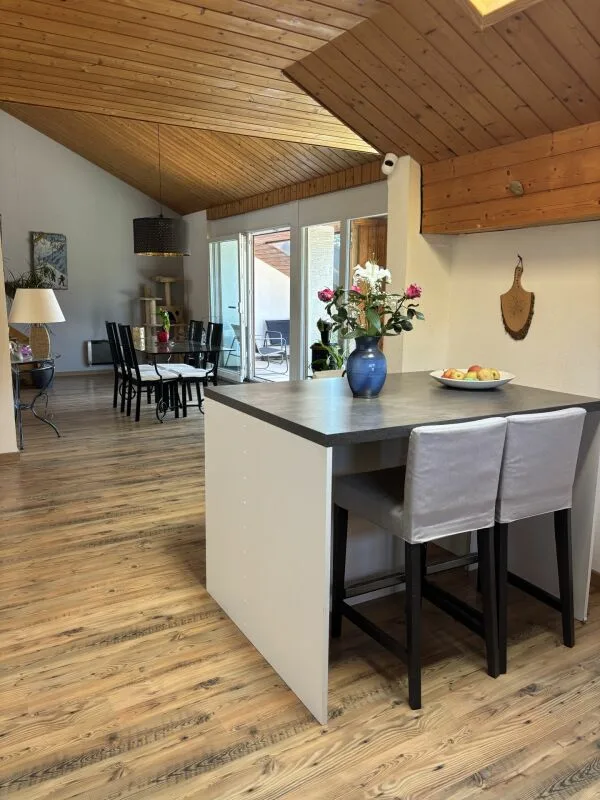 Duplex de 140 m² en dernier étage avec 3 chambres, terrasse et forêt – photo 4 sur 26