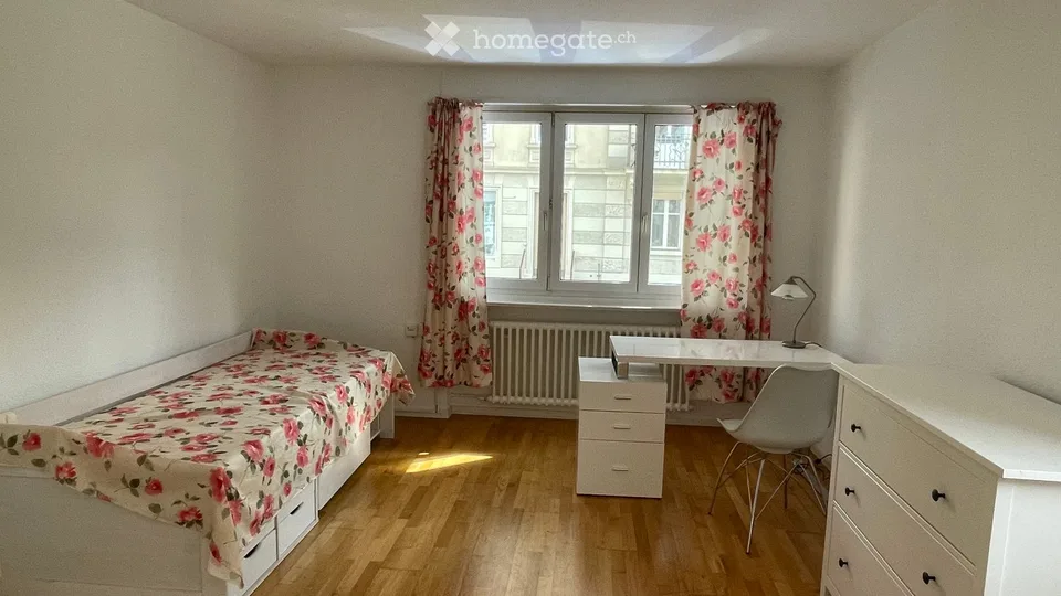 Zimmer in Frauen-WG zu vermieten - möbliert - ab 01. Oktober