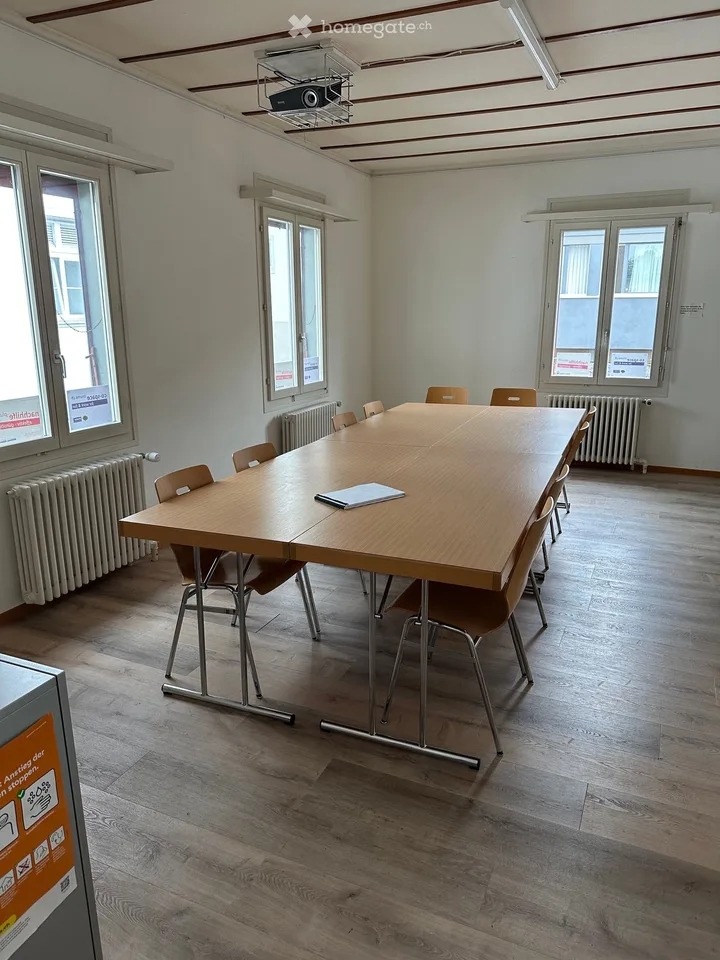 2 attraktive Büroräume am Freihofweg 2 (ideal für Büro, Atelier, Schulung oder Pilates)