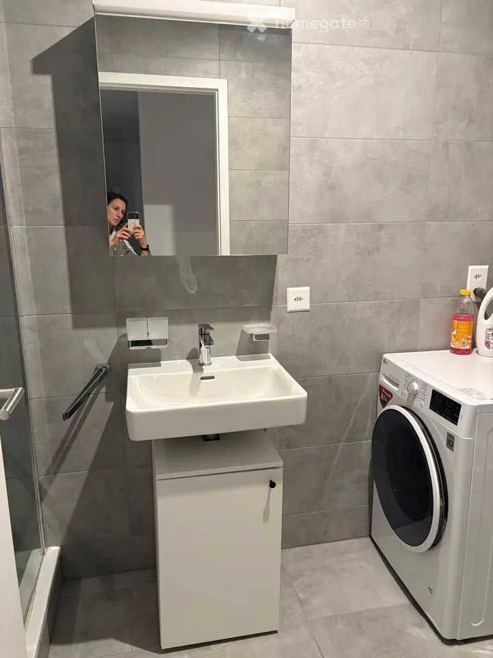 Chambre+salleBain privée/ Room+private Toilet