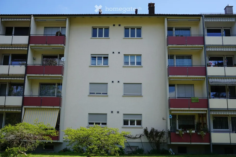 offener Parkplatz in Ostermundigen