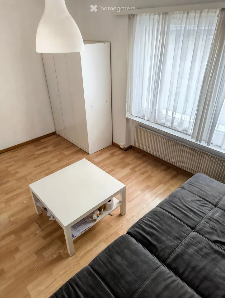 WG Zimmer zu vermieten (nur an nichtrauchende Frau)