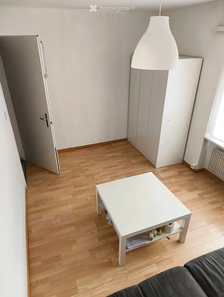 Shared room for rent (only for non-smoking woman)