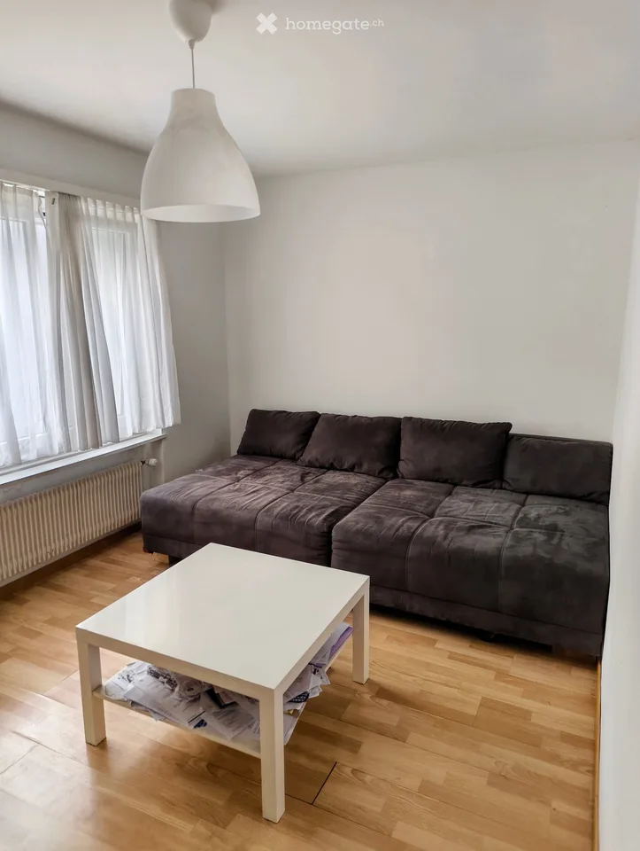 Shared room for rent (only for non-smoking woman)