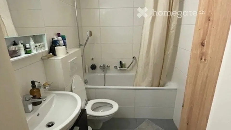 Charmantes 3.5-Zimmer-Wohnung mit Balkon in Vevey