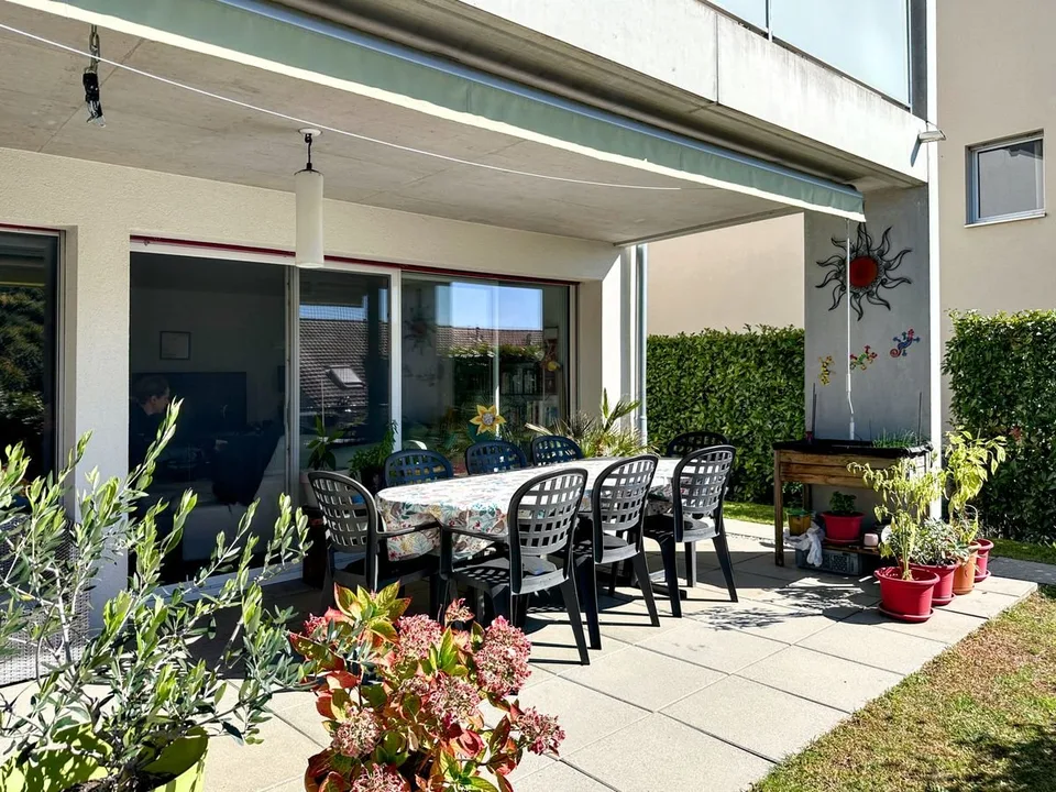 Superbo appartamento familiare con balcone-giardino e vista libera