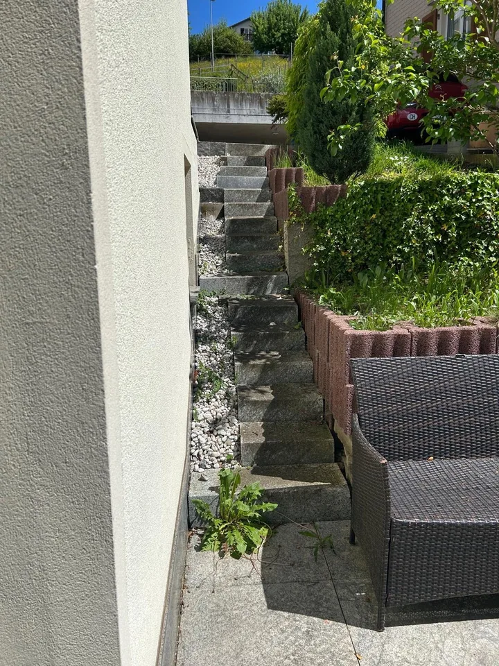 2 rooms, private terrace and parking space – all inclusive for CHF 830.–