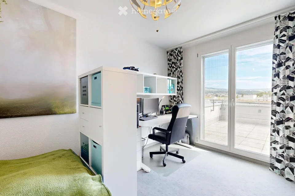 Charmante 5.5-Zimmer-Attikawohnung in Rütihof – Wohnen mit Weitblick