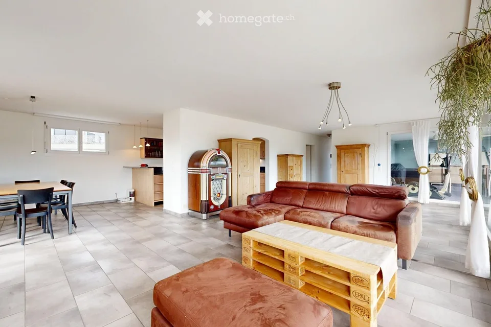 Charmante 5.5-Zimmer-Attikawohnung in Rütihof – Wohnen mit Weitblick