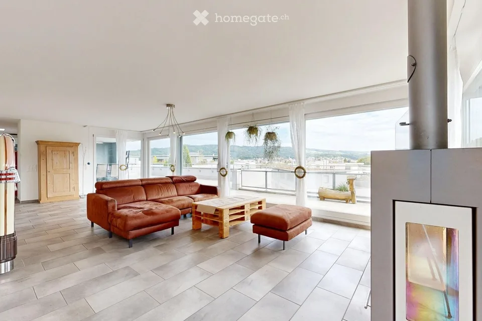 Charmante 5.5-Zimmer-Attikawohnung in Rütihof – Wohnen mit Weitblick