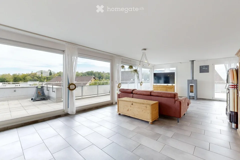 Charmante 5.5-Zimmer-Attikawohnung in Rütihof – Wohnen mit Weitblick