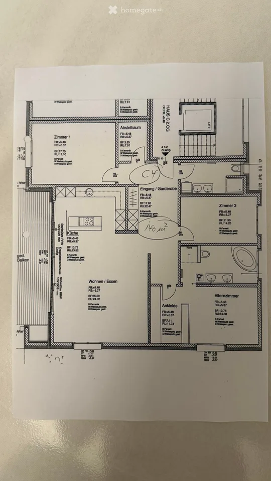 Grosszügige 4.5-Zimmer-Wohnung mit Balkon und Seeblick in Uetikon am See