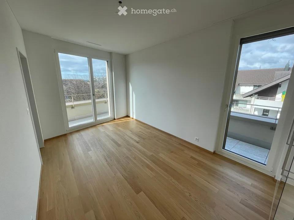 EXCLUSIVE 3.5-ROOM ATTIC APARTMENT WITH 360° PANORAMIC VIEW AND SPACIOUS SUN TERRACE