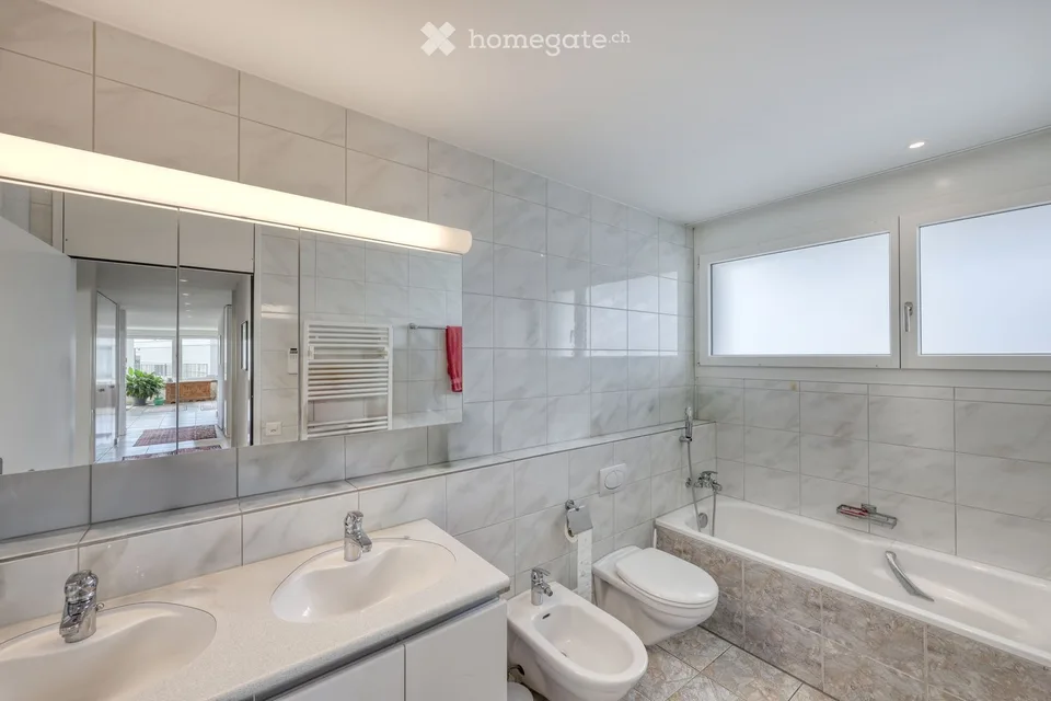 Appartement de terrasse exclusif de 4,5 pièces à Baden-Dättwil !