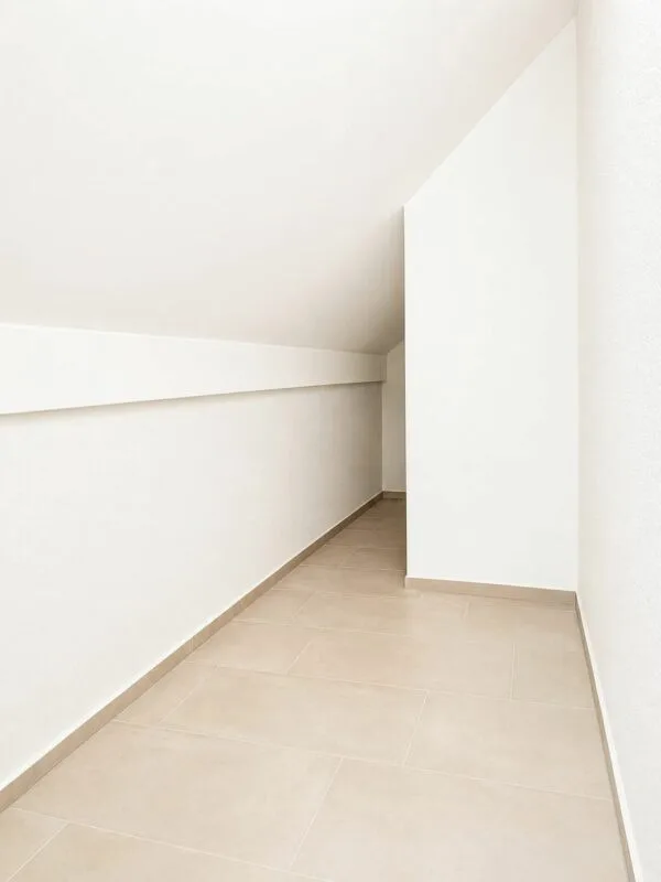 Modern 4.5-room apartment – photo 8 of 10