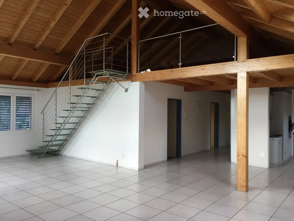 4.5 Zimmerwohnung (266 m2) mit Balkon und Galerie