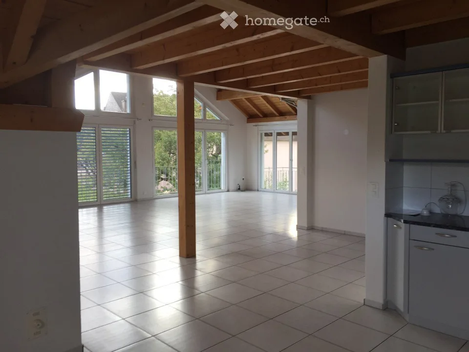 4.5 Zimmerwohnung (266 m2) mit Balkon und Galerie