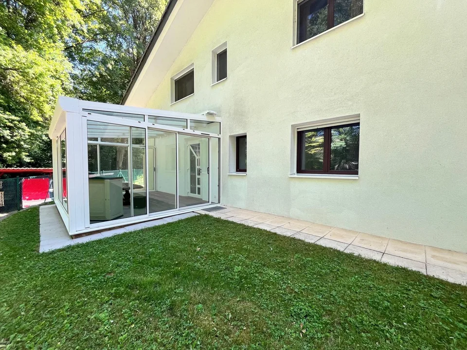 Pregny-Chambésy - 3 pièces meublé de 55 m² avec véranda et jardin - Calme absolu