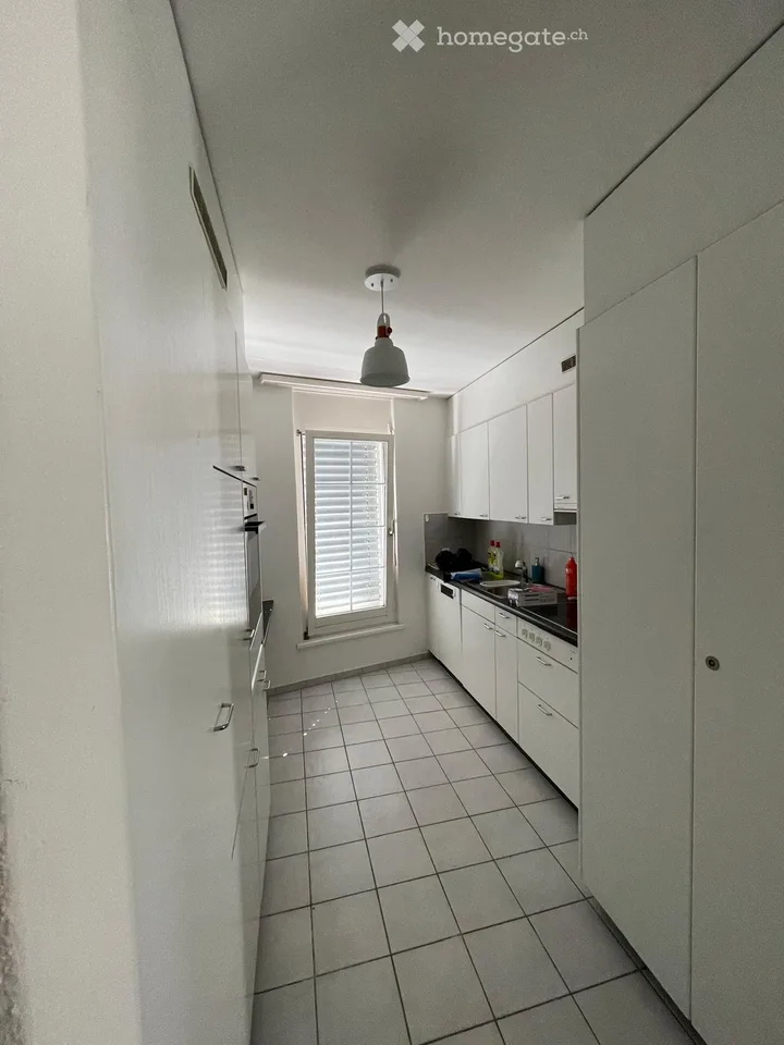 Charmant appartement 3.5 pièces avec terrasse et belle vue à Jona