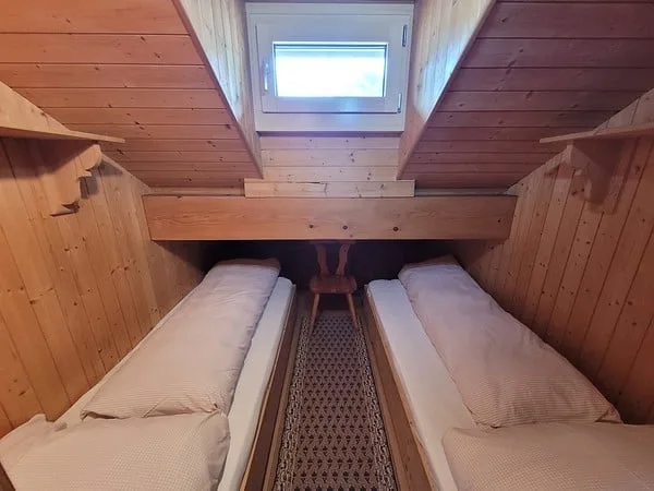 Affascinante casa a schiera 4.5 locali a Hinterrhein GR – – foto 6 di 8