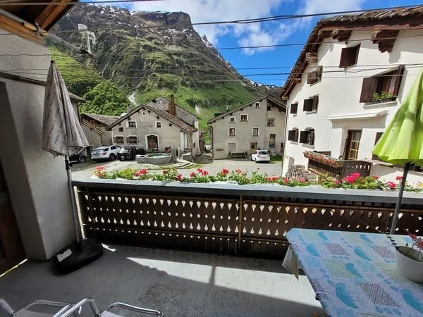 Affascinante casa a schiera 4.5 locali a Hinterrhein GR – – foto 5 di 8