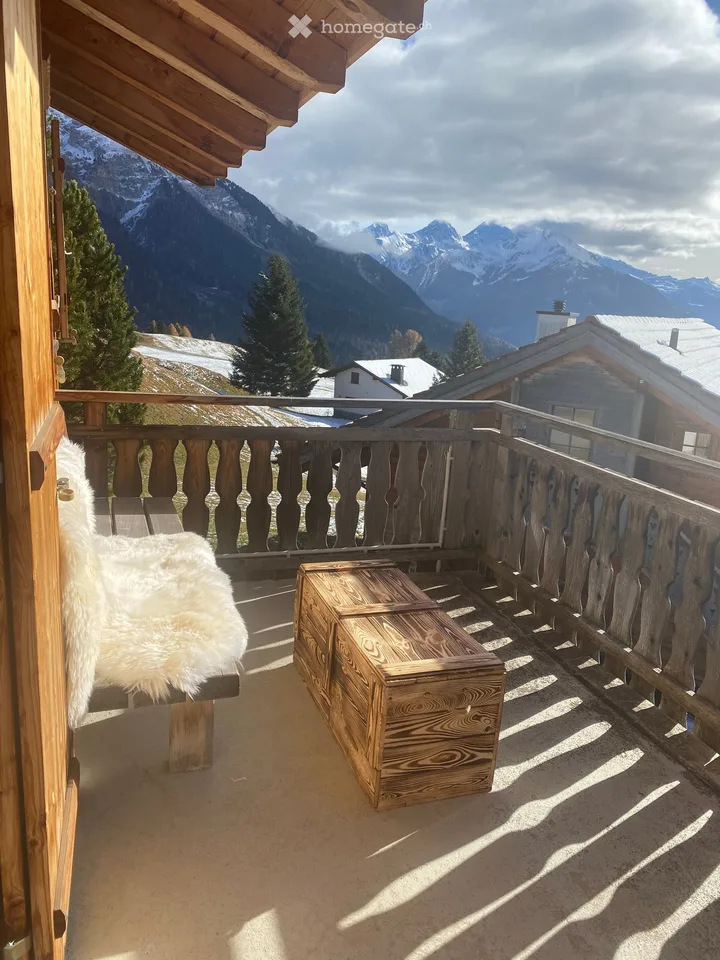 Charmante 3-Zimmer-Dachwohnung in Lenzerheide/ Sporz – Naturparadies mit Bergpanorama
