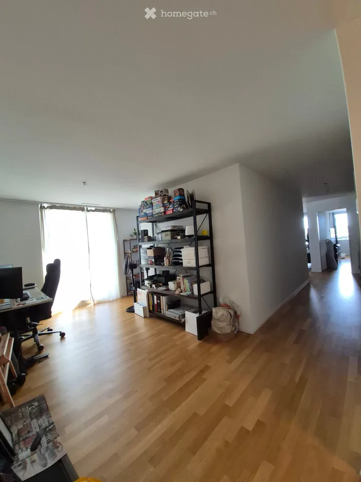 Helle 2.5 Zimmer Wohnung mit 94.5 m² direkt am Bahnhof Aarburg, ab 01.11.2026
