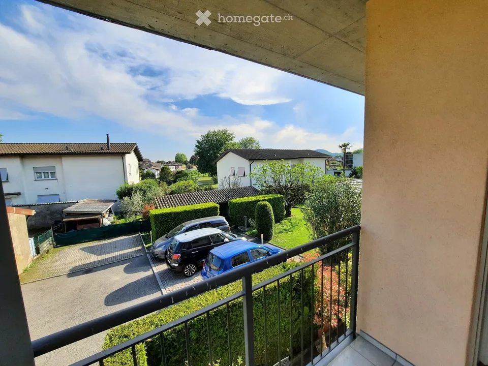 Rent apartment 3.5 rooms in Coldrerio