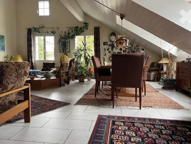 Möblierte Zimmer mit eigenem Bad