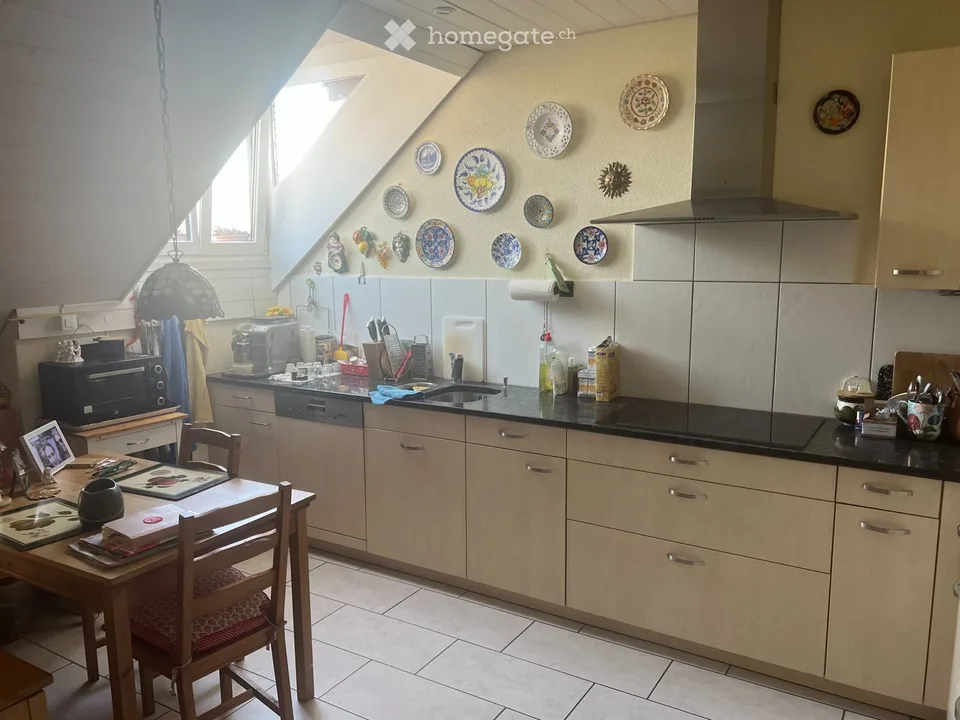 Möblierte Zimmer mit eigenem Bad