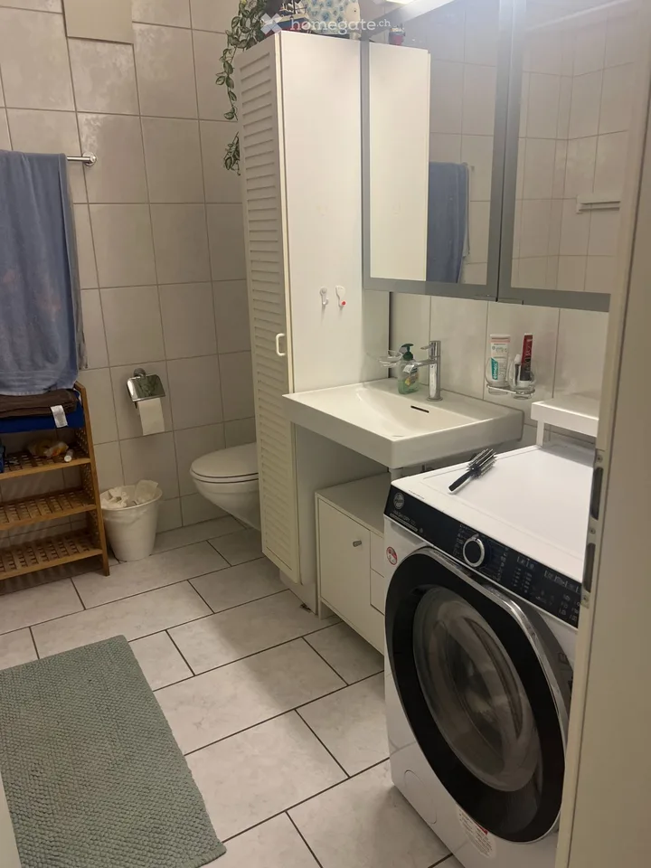 Möblierte Zimmer mit eigenem Bad