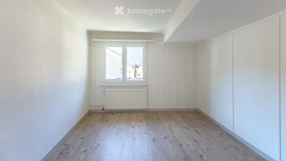 Modern 4.5-room attic apartment with panoramic mountain views