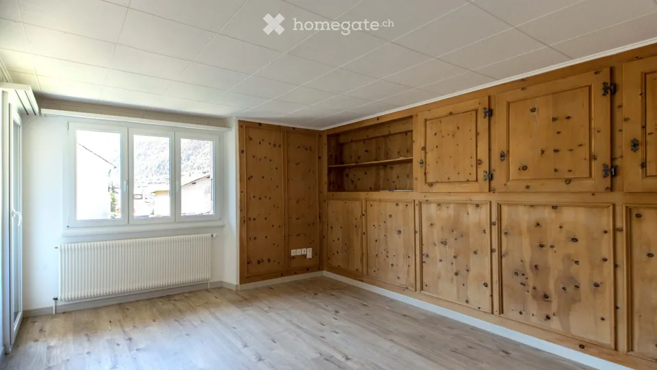 Modern 4.5-room attic apartment with panoramic mountain views