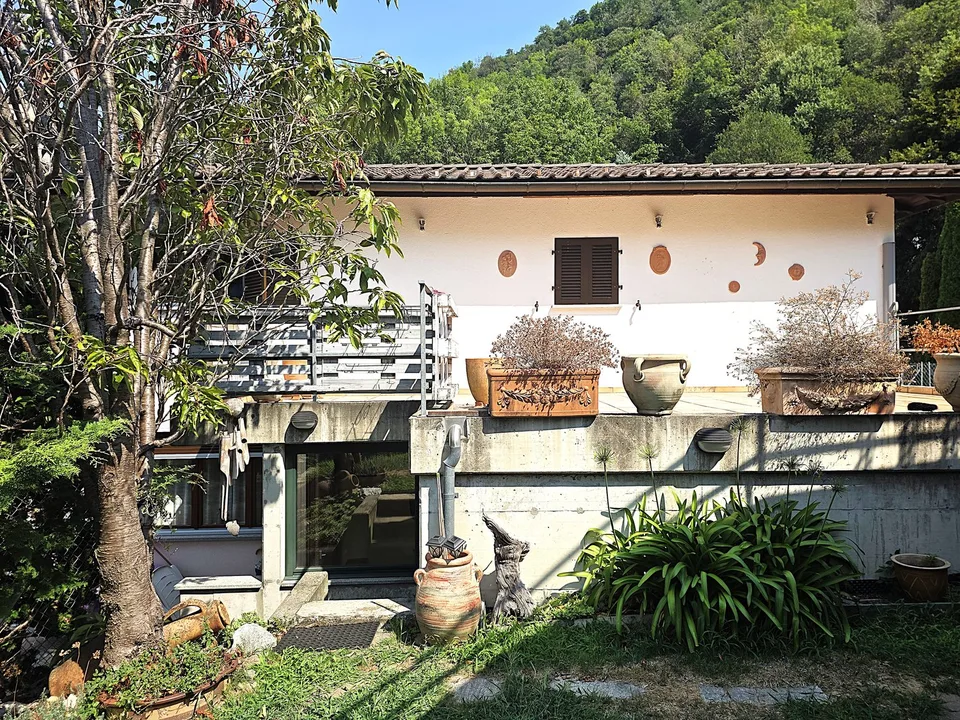 Incantevole casa di 6.5 locali + rustico a Pianezzo – foto 2 di 21