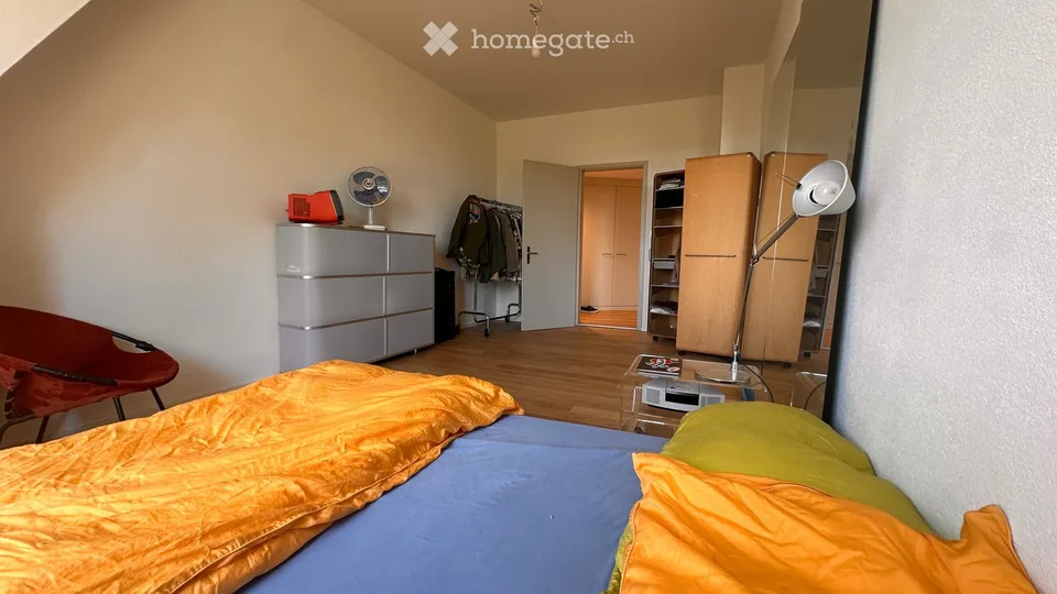 Right in the middle: Spacious 5.5-room apartment – ideal for shared flat