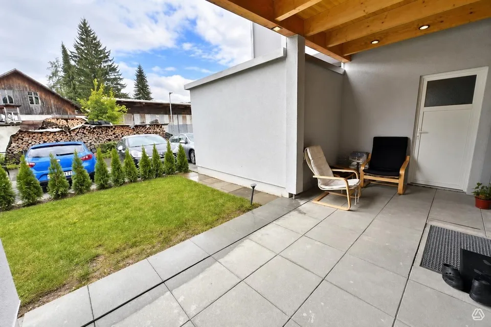 Appartement confortable 2.5 pièces avec terrasse à Seon