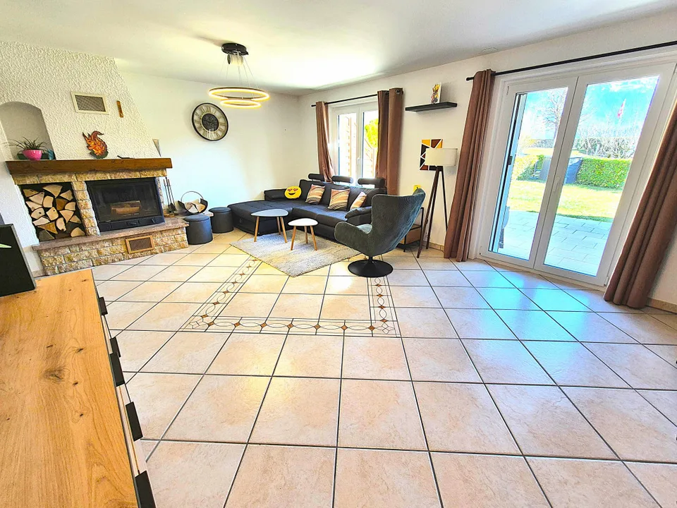 Casa a schiera di 4,5 locali, pannelli solari, con terrazza e garage – foto 7 di 26